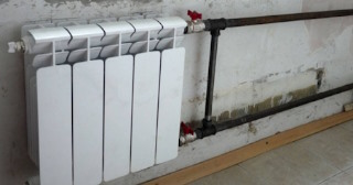 Установка биметаллических радиаторов отопления в квартире в Большом Камне - от 2083 руб.